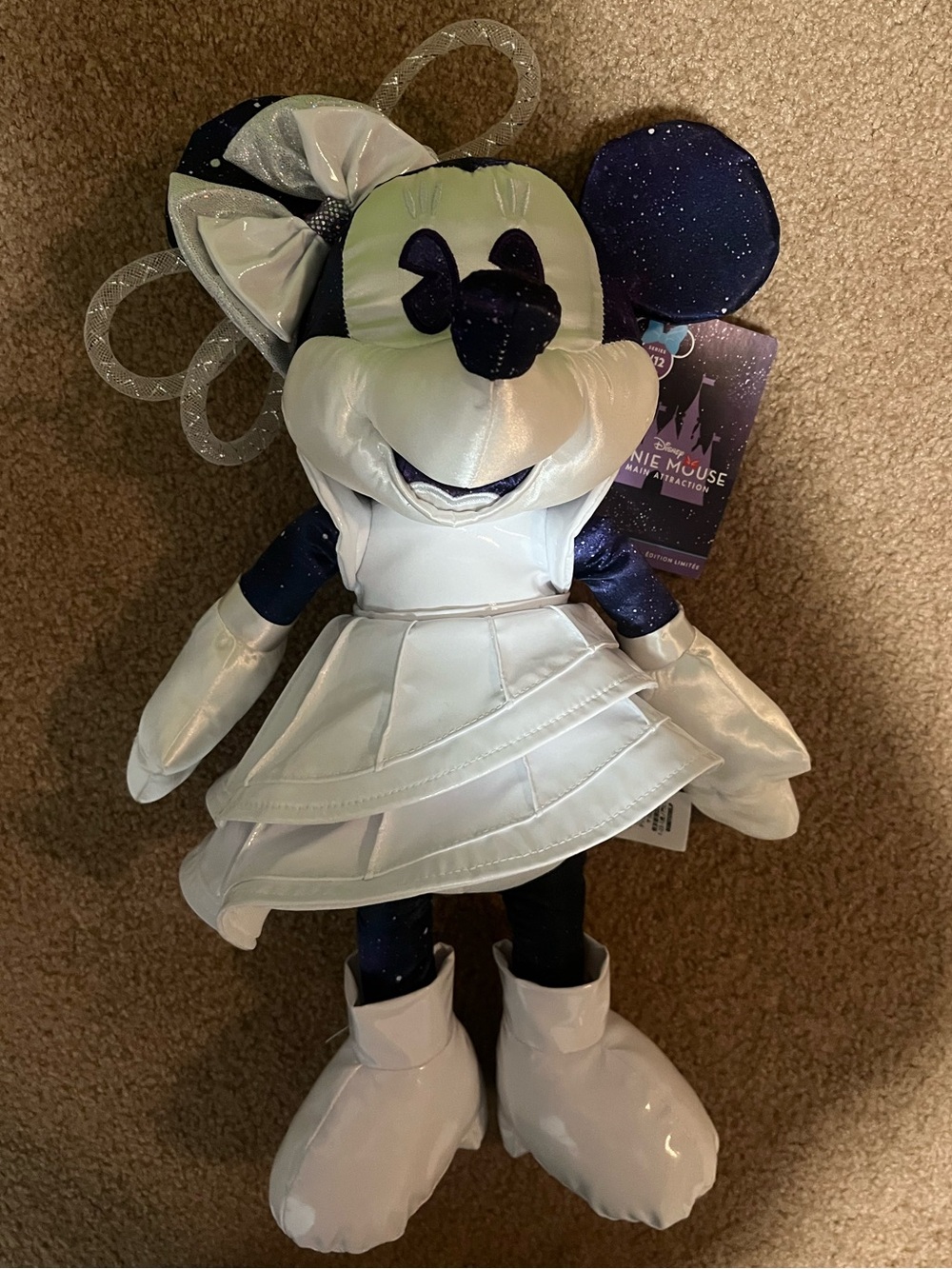 The Main Attraction Disney Minnie Mouse Space Mountain Plush 🤍💜🤍